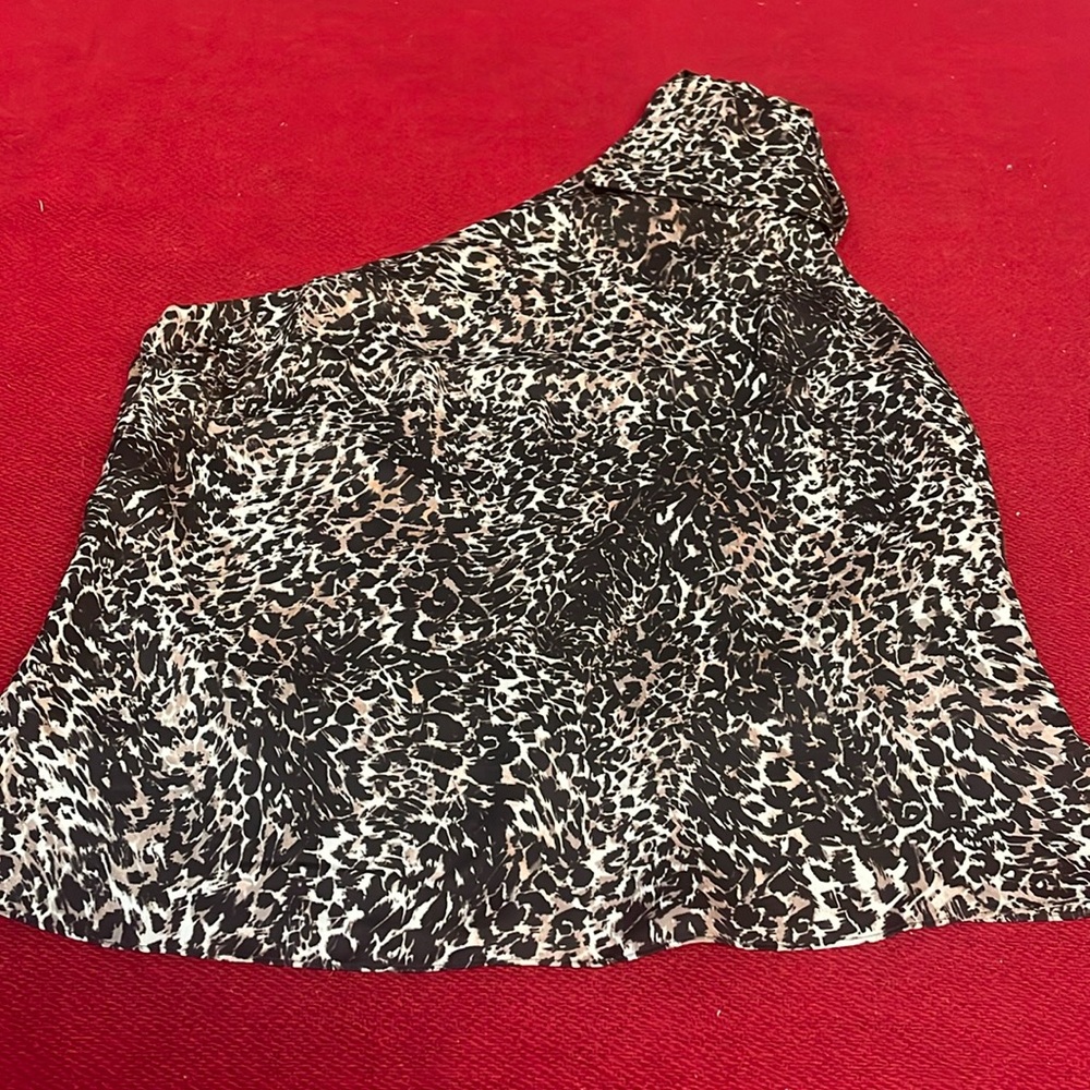One Shoulder top with bow animal print